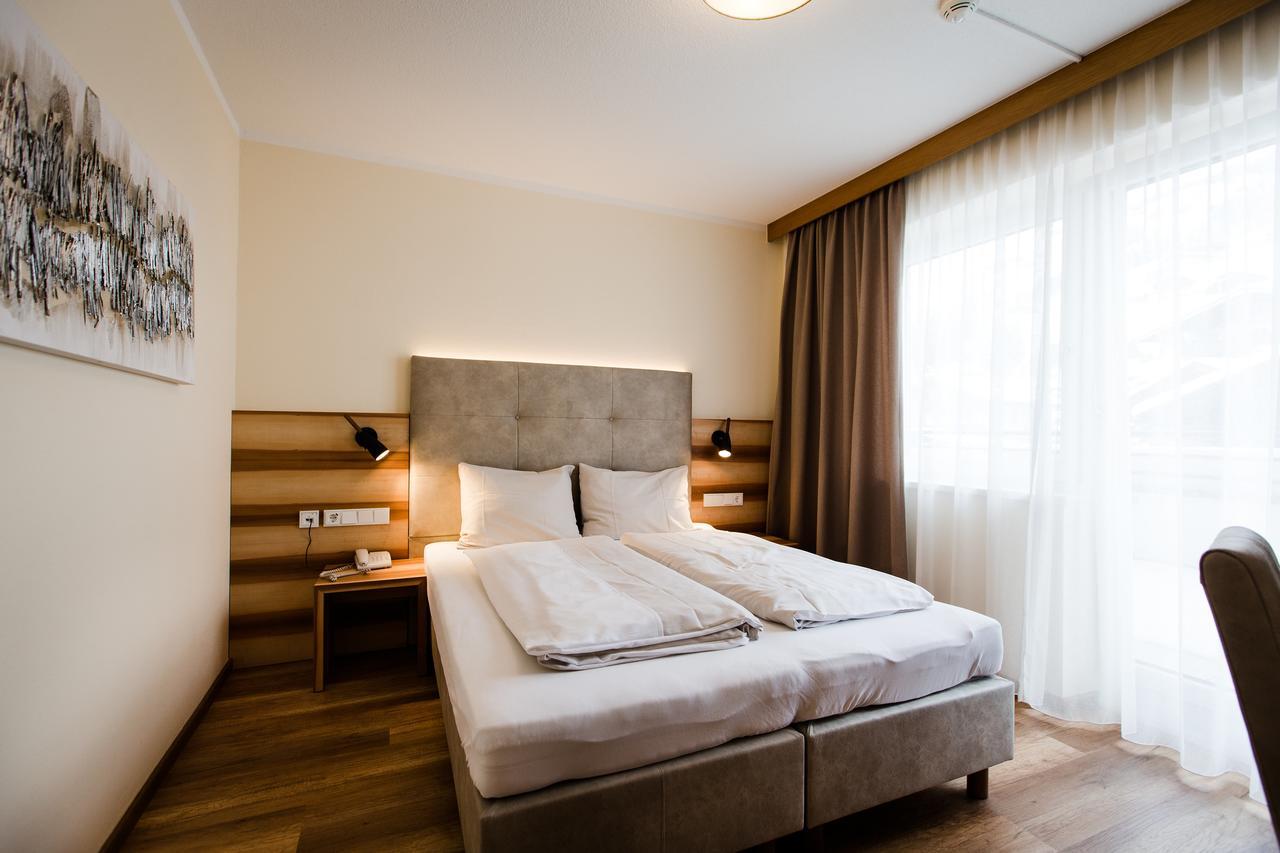 Aparthotel Dorfplatzl Garni Tux Eksteriør billede